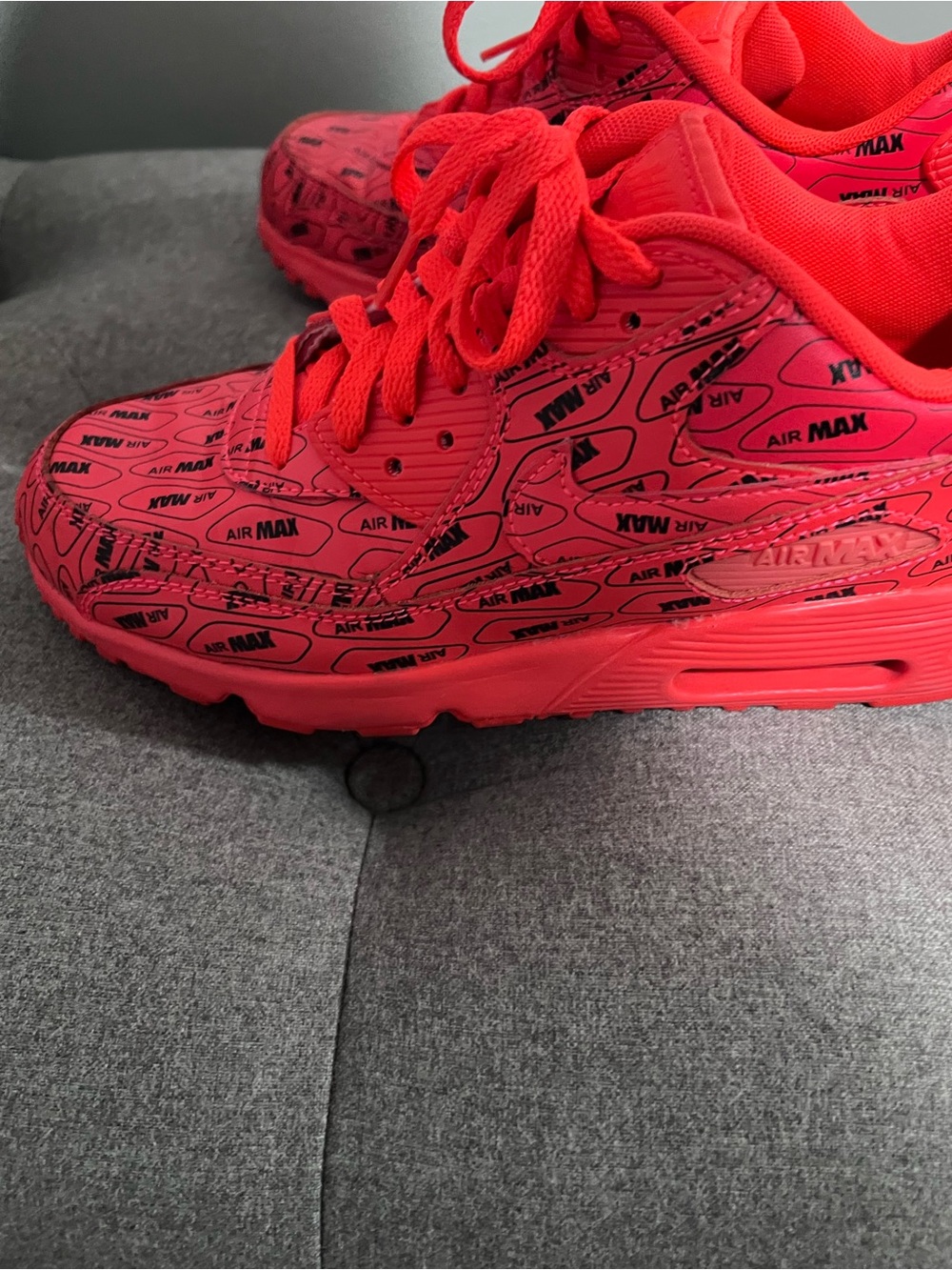 Nike Air Max Sneaker - Vibrant Coral Red - Picture 2 of 5